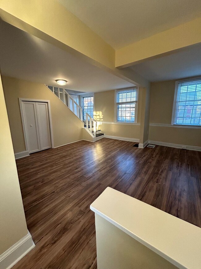 Building Photo - Right in the heart of the Historic District!