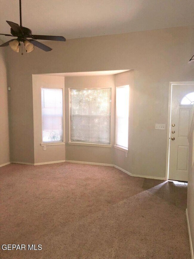 Building Photo - 10757 Blue Sage Cir