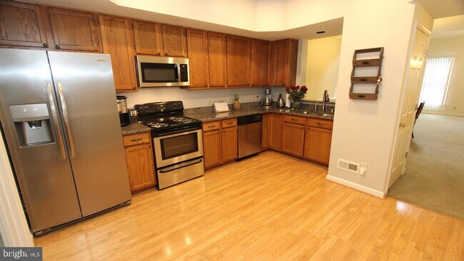 Building Photo - 4405 Turnberry Dr