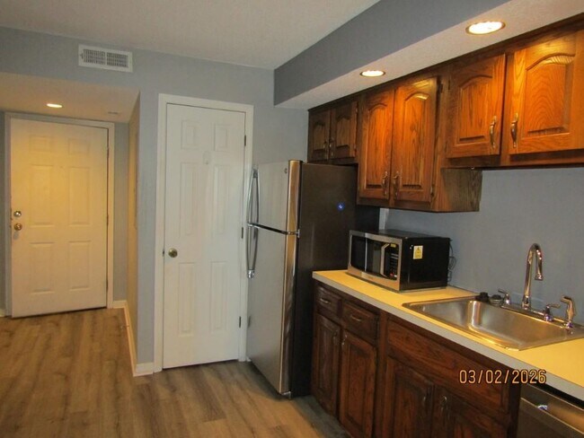 Foto del edificio - 4812 Pinehurst Cir