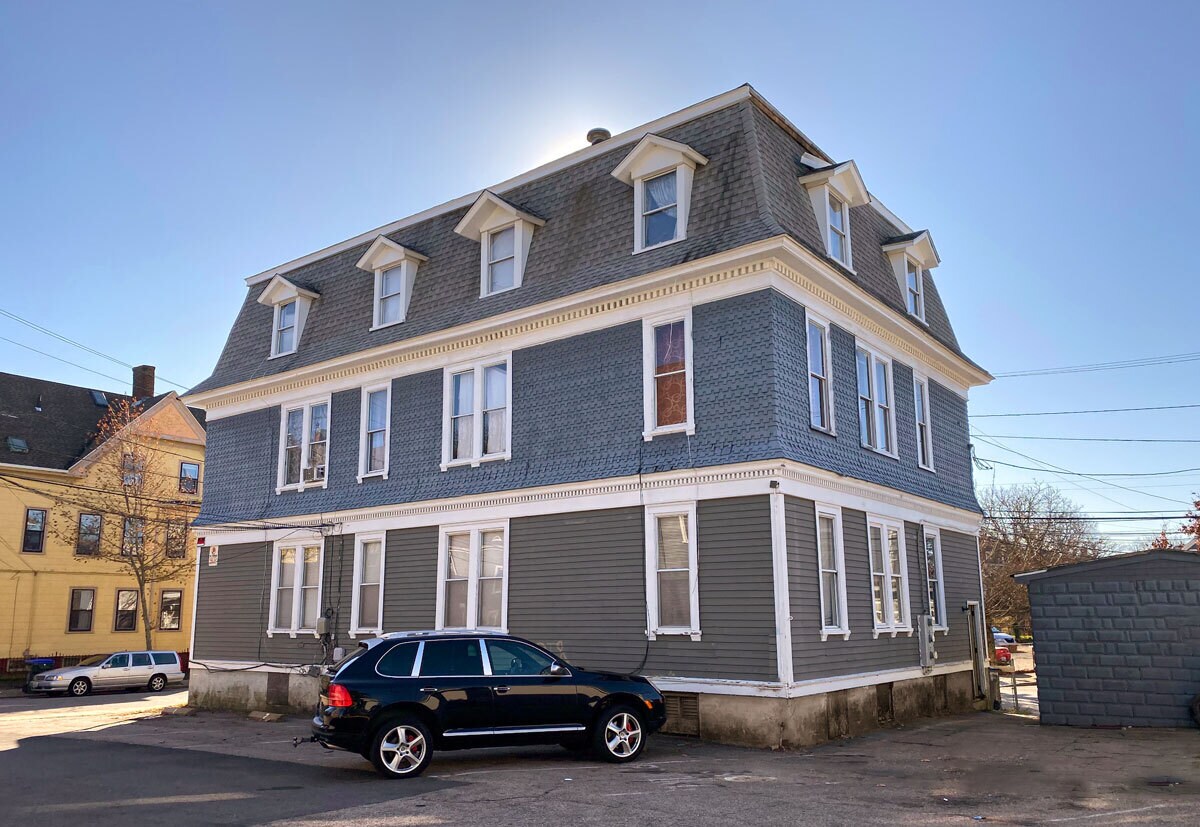 Building Photo - 253 Federal St