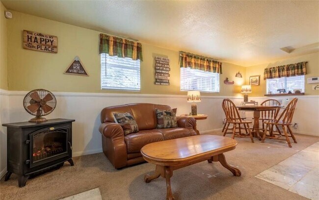 Foto del edificio - 33448 Wild Rose Dr