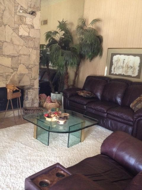 Foto del edificio - 3177 E Cajon Cir