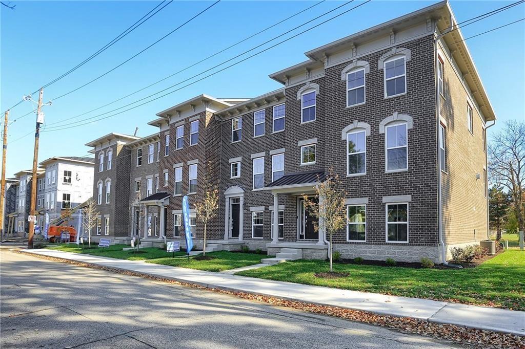 Primary Photo - 1559 Bellefontaine St