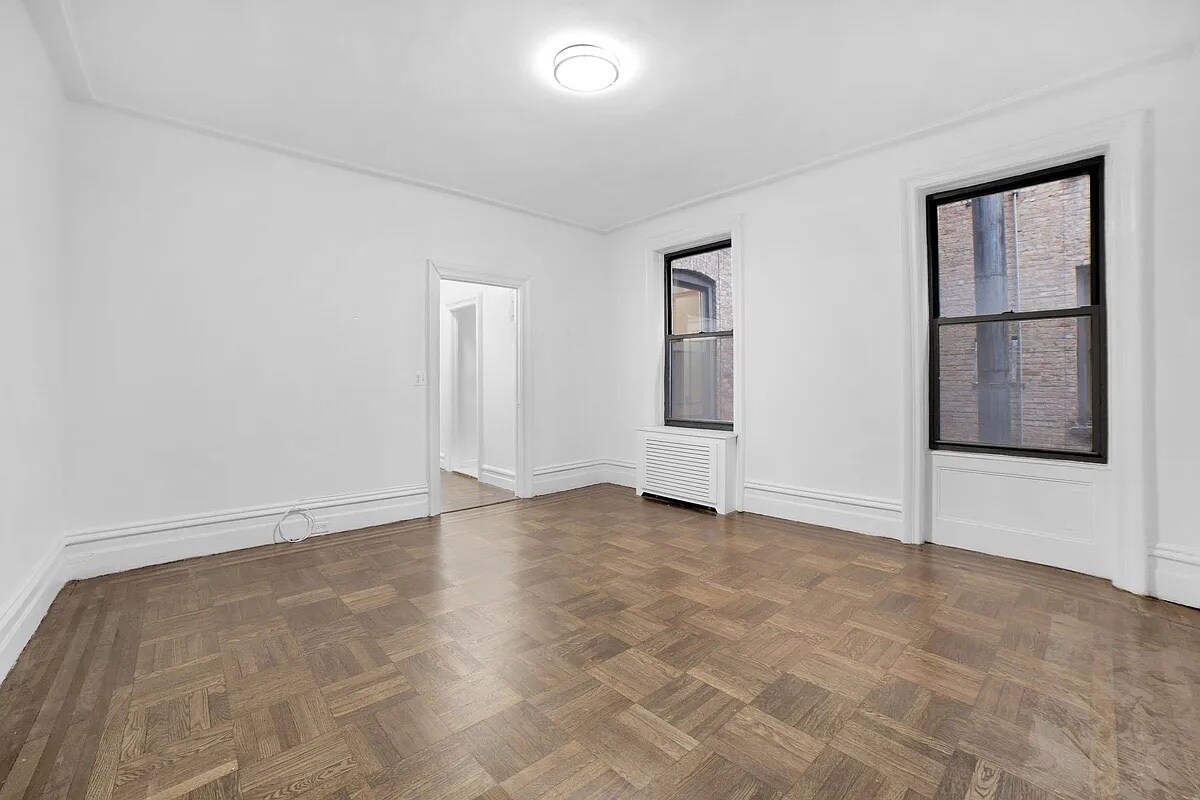 Foto del edificio - 206 W 104th St