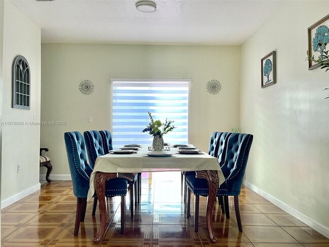 Foto del edificio - 1351 SW 154th Ct