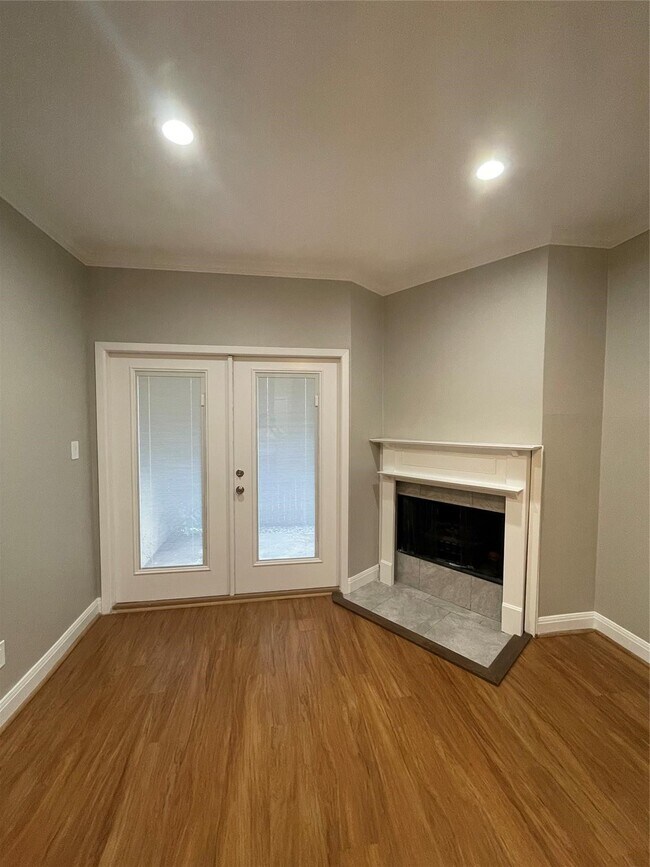 Foto del edificio - 5000 Milwee St