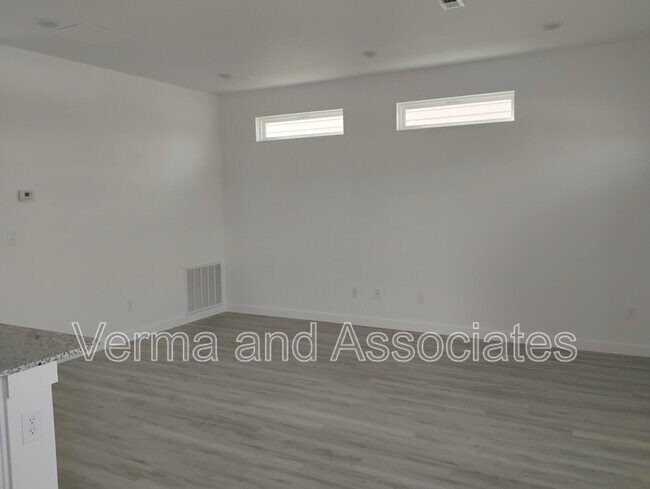 Foto del edificio - 841 Ventnor Ave