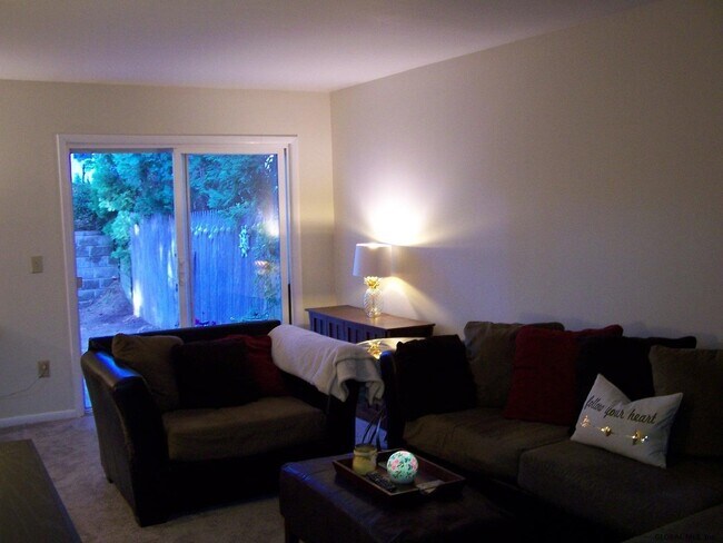 Building Photo - 66 Tallow Wood Dr