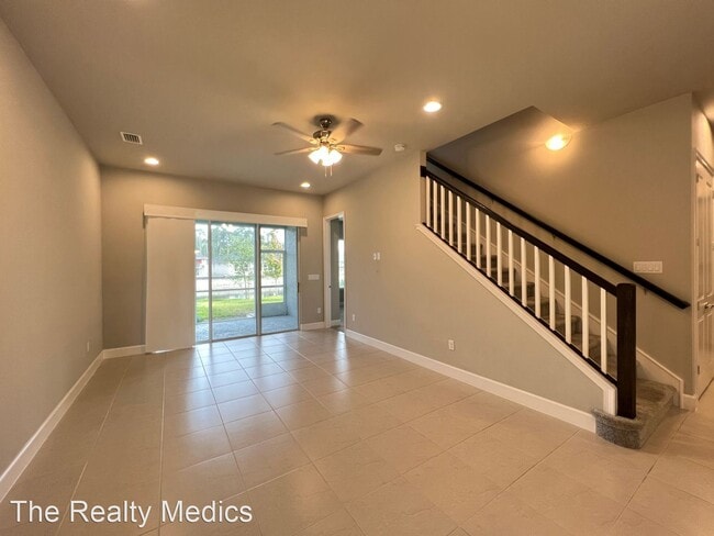 Foto del edificio - 3 br, 3 bath House - 138 Longridge Lane