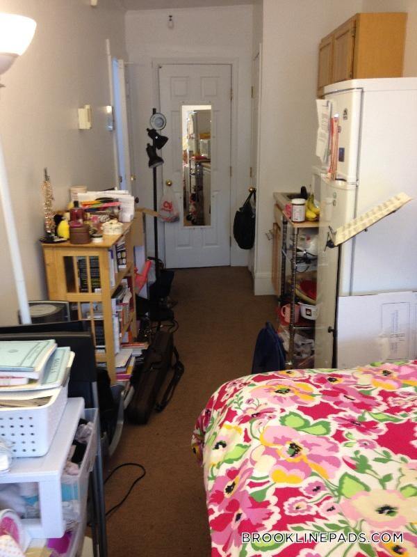 Foto del edificio - 1061 Beacon St