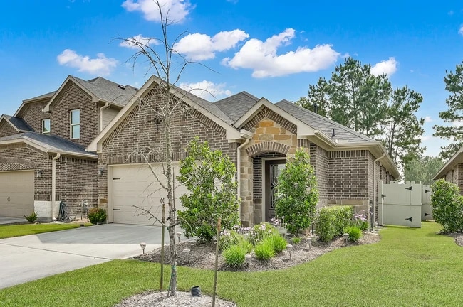 Building Photo - 16427 Rosary Pea Pl