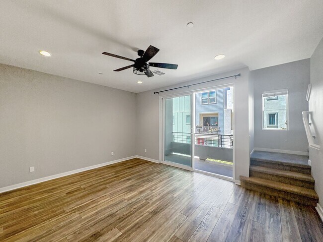 Foto del edificio - Stunning Escondido 3BR/2.5BA Home Availabl...