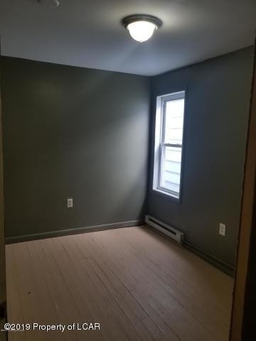 Building Photo - 83 E Chestnut St