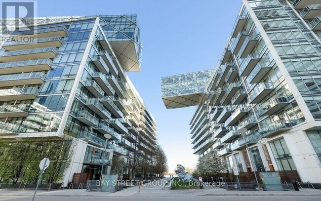 Building Photo - 39-339 Queens Quay E