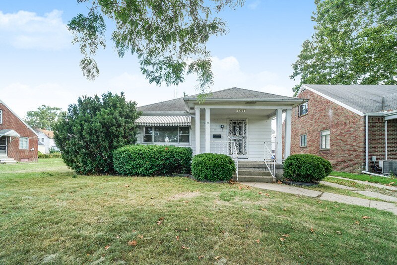 Primary Photo - 3332 Mulberry St