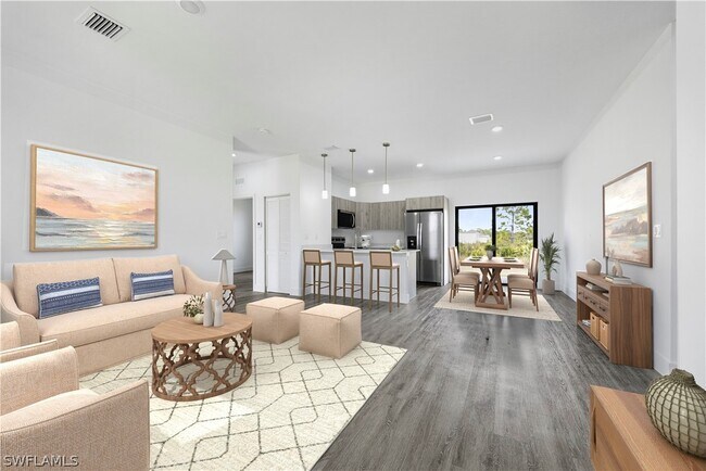 Building Photo - 1217 Cellini St E