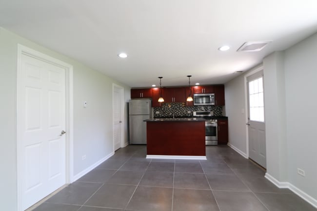 Building Photo - 2002 W Cullerton St