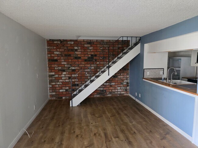 Foto del edificio - 2 bedrrom 1 bath