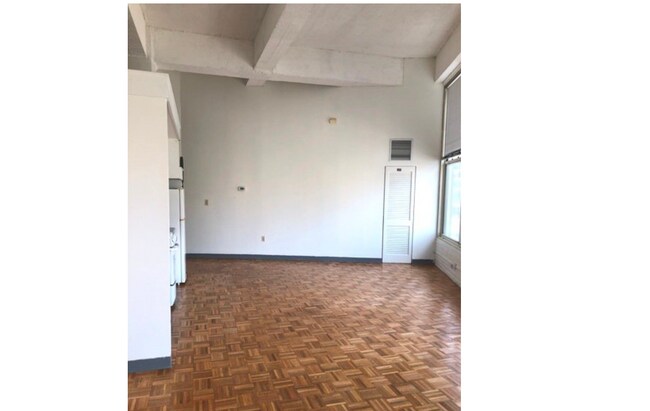 Foto del edificio - 63 Breck Ave