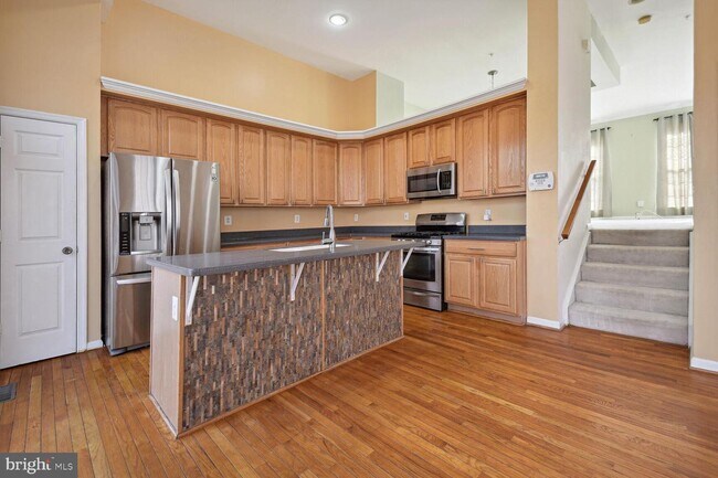 Foto del edificio - 1646 White Oak Vista Dr