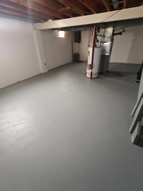 Building Photo - 2200 Harsh Ave SE