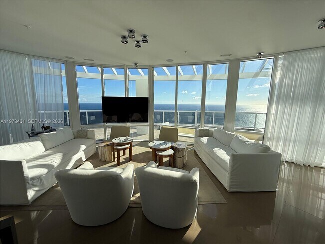 Building Photo - 18101 Collins Ave