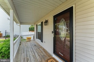 Building Photo - 8561 Skipjack Pl