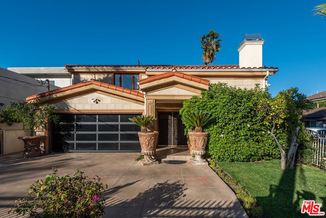 15123 Greenleaf St, Los Angeles, CA 91403 House Rental in Los Angeles