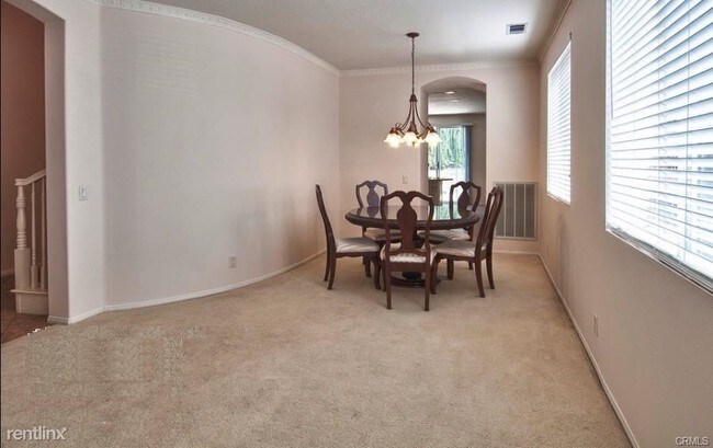 Building Photo - 5 br, 3 bath House - 7241 E Skyline Dr