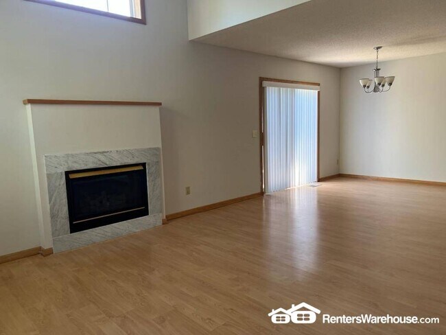 Foto del edificio - 8938 Spring Ln