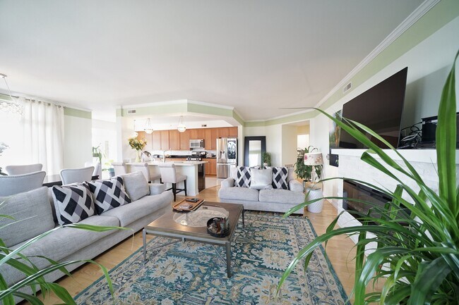 Foto del edificio - 8340 Callie Ave