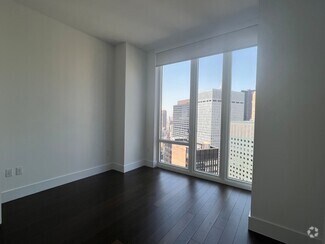 Building Photo - 222 E 44th St