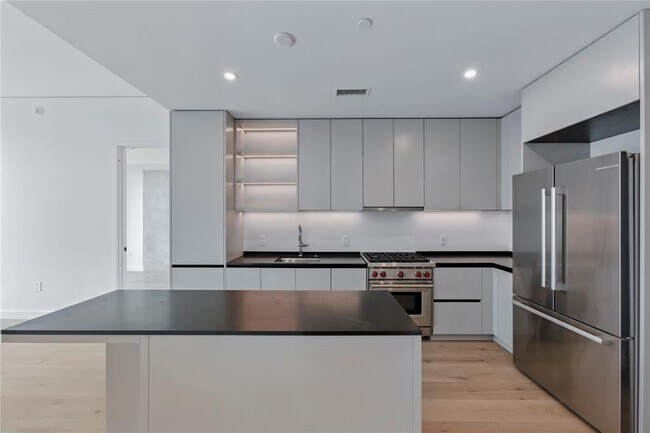 Foto del edificio - 610 Davis St
