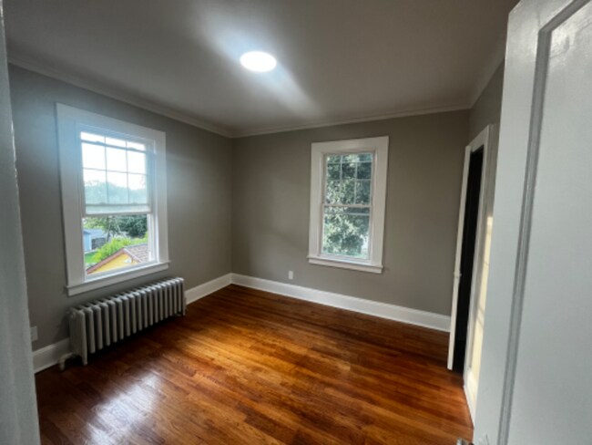 Foto del edificio - 102-104-104 Thomaston St