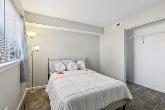 Foto del edificio - Brookwood Apartments