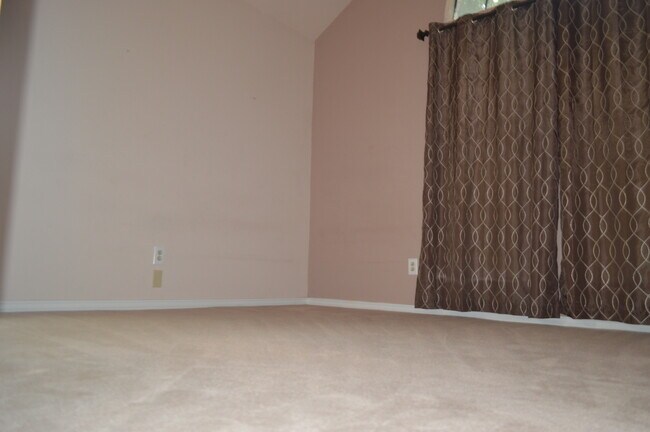 Foto del edificio - 2522 Belmeade Dr