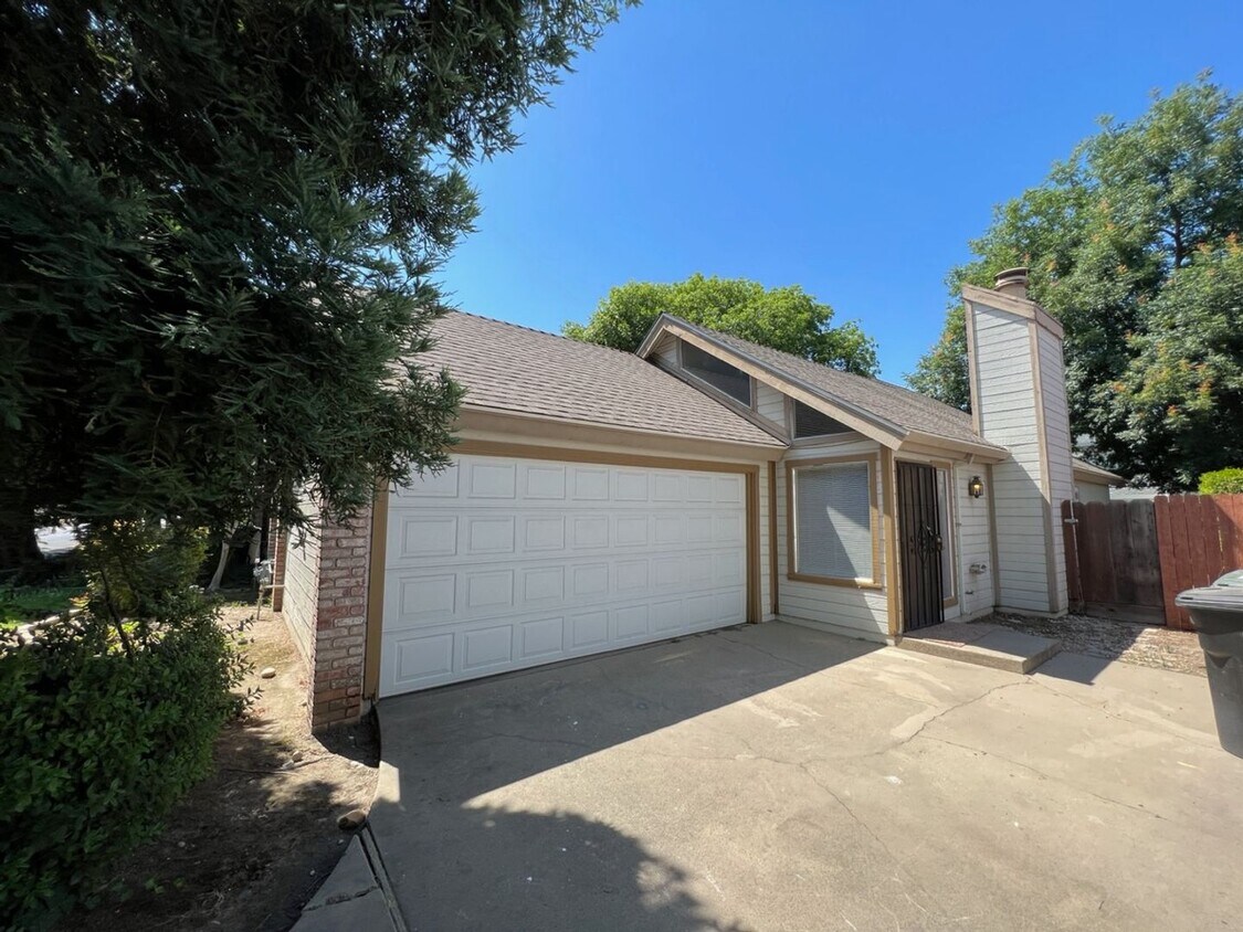 Foto principal - Floyd Ave - Duplex