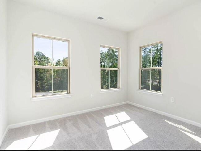 Foto del edificio - 1338 Channing Park Cir