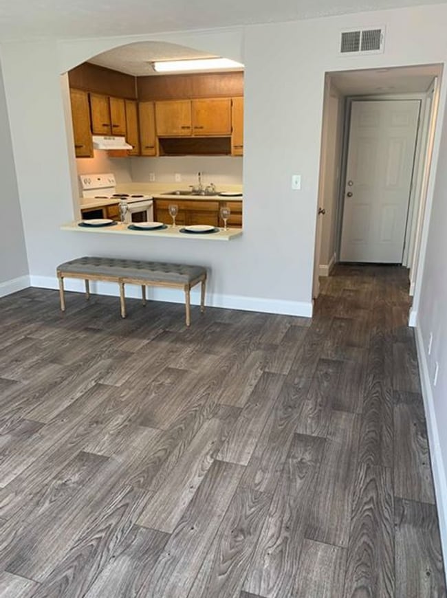 Interior Photo - Stoneview Homes