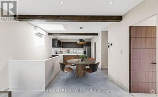 Building Photo - 27 Chisholm Ave