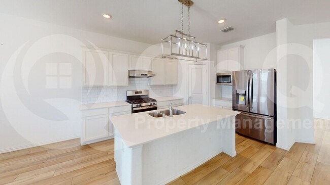 Foto del edificio - 7908 Lindheimer Ln