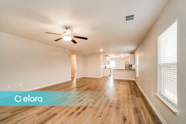 Foto del edificio - 332 Sunnymeade Ln