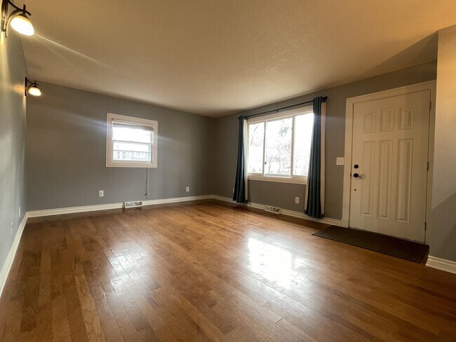 Foto del edificio - 5139 Beacon Hill Rd