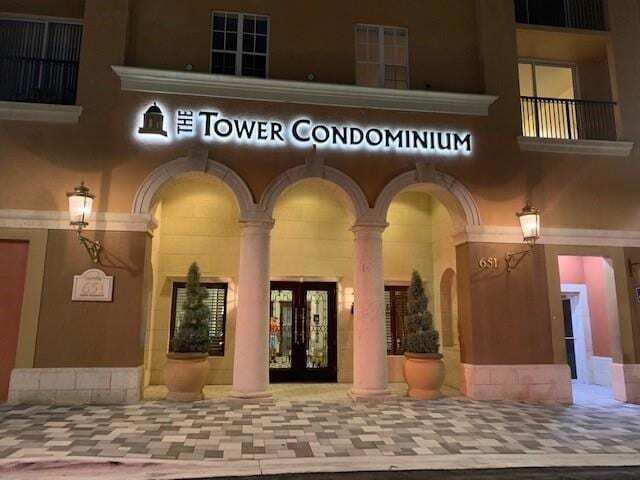 Building Photo - 651 Okeechobee Blvd