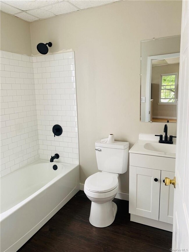 Building Photo - 1396 Kings Hwy