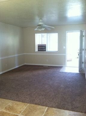 Living room - 264 N 3rd E
