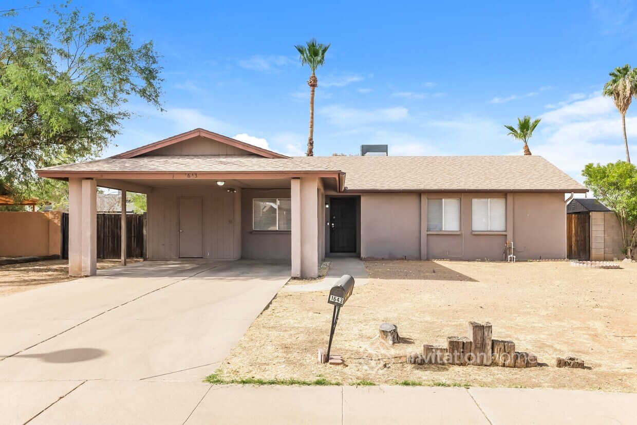 Primary Photo - 1643 W Muriel Dr