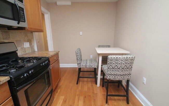 Foto del edificio - 1838 S 10th St