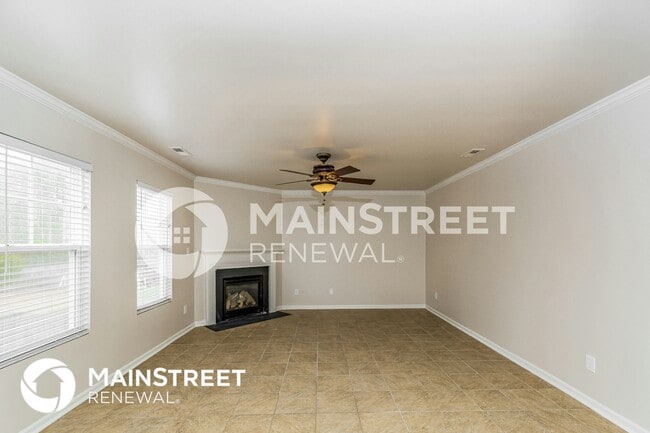 Building Photo - 1203 Summerfield Ln E